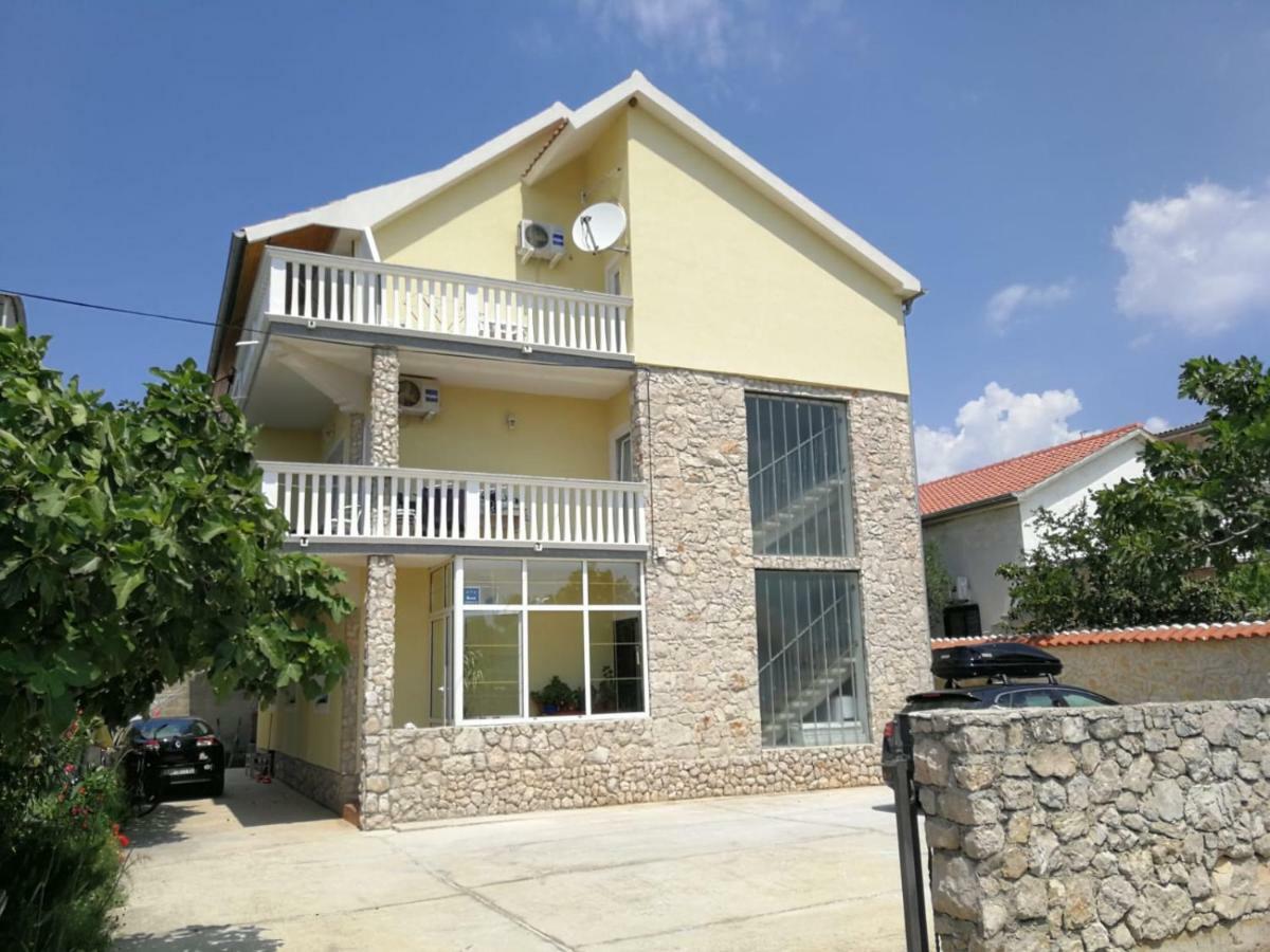 Guesthouse Sovlje Tribunj  Ngoại thất bức ảnh